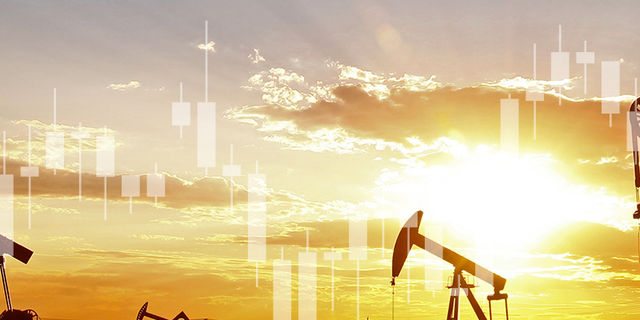 The fastest way to make money: oil trading 